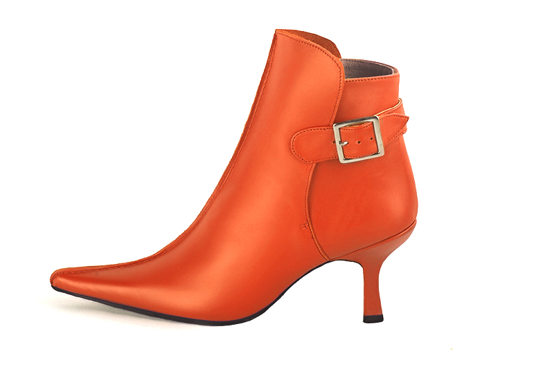 Clementine orange women's ankle boots with buckles at the back. Pointed toe. High spool heels. Profile view - Florence KOOIJMAN